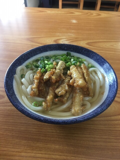 うどん 見た目と味のギャップで脳がバグる」福岡の新定番になるか「うどん風