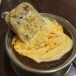 トマト - ビーフタンカレー　チーズトッピング