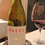 ヴィーノ・デッラ・パーチェ - ネレル・マスカレゼ