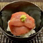 鎌倉 北じま - キハダマグロの漬け丼