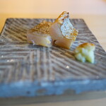 鮨 三心 - 太刀魚を炙って。