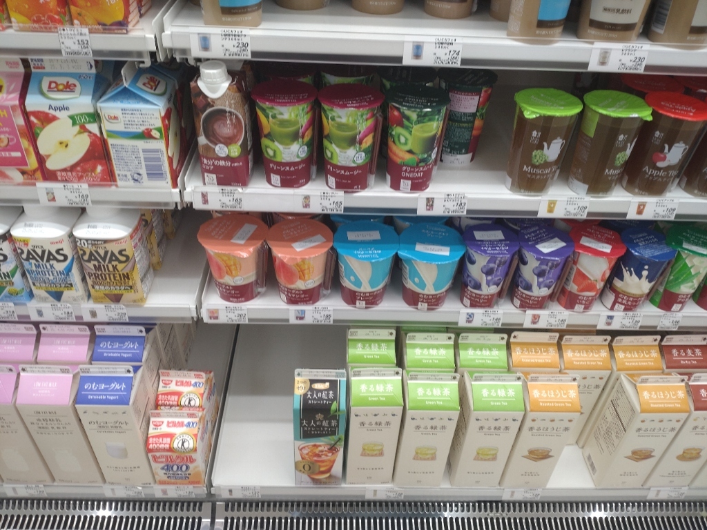 写真 : LAWSON 田町駅東口店 （ローソン） - 田町/コンビニ・スーパー