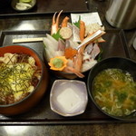 軍ちゃん - 海鮮丼(上・1,575円) 