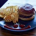 Warren’s Place 2.1 Burgers & Beer - 