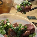 南九州畜産卸売市場 なんちく - 揚げ砂肝ポン酢