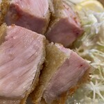 南九州畜産卸売市場 なんちく - 厚切りトンカチ(ヤバい)