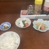 カラオケスナック F