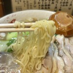 らーめん中々 - 麺アップ