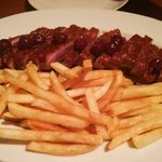 アベス - 鴨の胸肉フレンチフライ添え