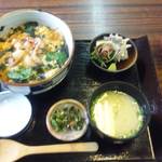 玄海源蔵 - さざえ丼980円(全体)