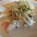 味よし  大和町鶴巣店 - 辛み噌チャーシューメン+味付け玉子