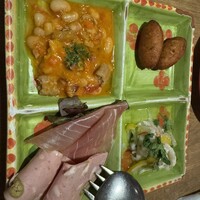 マヌエル タスカ ド ターリョ 丸の内店 - 