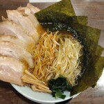 ラーショマルミャー - 『ネギチャーシュー醤油ラーメン』。(トッピングあり)すごいボリュームです！！