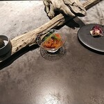 グラール - 前菜　左は甘エビのクリームコロッケ、真ん中はタコのトマト煮、右はサーモンとヨーグルトのムース