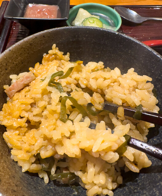 Okinawa Regional cuisine Awamori Yuunan Gii Higashi Sakura Bettei