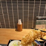 横濱屋本舗食堂 - 