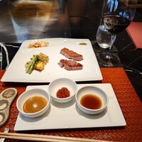 傳火 鉄板焼 - 肉料理 