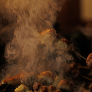 素材の旨味を引き出す当店の焼鳥を存分に味わえるおまかせコース