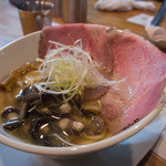 くそオヤジ最後のひとふり - １）しじみらーめん（７８０円）