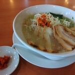 幸楽苑 - 塩豚骨+千切りネギ+辛ニンニク