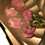 国産黒毛和牛健康美食 焼肉朋ちゃん - 