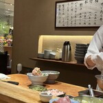 日本橋海鮮丼 つじ半 - 