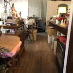 Cafe Raffine - 奥へ進みにくい