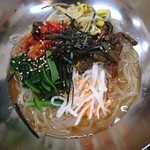 焼き肉 ばりばり亭 - 冷麺を食べたぉ♪(´ε｀ )
      あっさりー♡