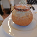 ル・ブルギニオン - パン