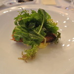 ル・ブルギニオン - 鰻とフォアグラの温かいテリーヌのパネ　サラダ添え