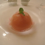 ル・ブルギニオン - 桃のコンポート