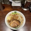 ラーメン 雷 東京本丸店