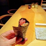 鮨 梵 - トロ漬け巻き