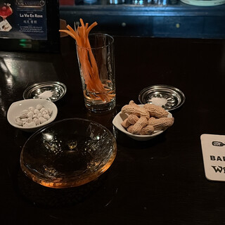 バー ウイスキー_1