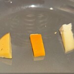 FAVORE - この、ほんの指先にも充たないサイズにはガッカリした。