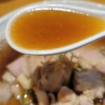 ラーメン 坊也哲 - スープ