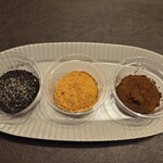 覚王山 フルーツ大福 弁才天 - 3種類を同時にテイスティングしてみよう。