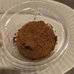 覚王山 フルーツ大福 弁才天 - 珈琲だ。