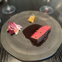 ラ・ボンヌターブル - 