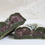 カミバン - 【2025.04】よもぎあんぱん・カット断面