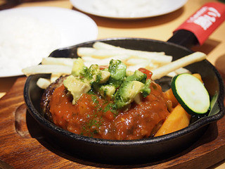 上野で肉メインのランチを食べよう おすすめのお店選 食べログまとめ 上野で肉メインのランチを食べよう おすすめのお店選 食べログまとめ