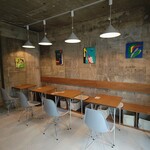 BEAN BOOK COFFEE - 店内席