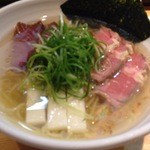 冷やし鮪塩そば