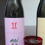 日本料理 TOBIUME - お酒⑨AKABU 純米吟醸 愛山 NEW BONE(岩手)
      米品種:兵庫県産愛山100%、精米歩合:50%