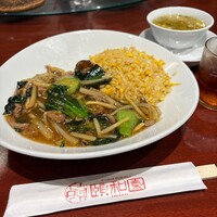 個室中華 頤和園 溜池山王店 - 牛肉炒飯