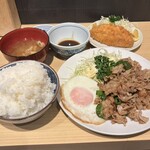角常食堂 - これで総額1600円です