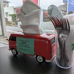 296544750 - おかわりバーガーは30円引き♪