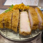 とんかつ・とんてき豚のカミサマ - 