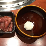 蕃 YORONIKU - 