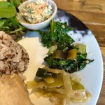 DININGMOON No.385 - 沖縄よもぎ白和えナッツ・小松菜のおひたし・葉ニンニクピリ辛・スイスチャードペペ